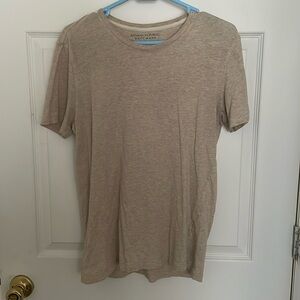 Banana Republic beige tshirt